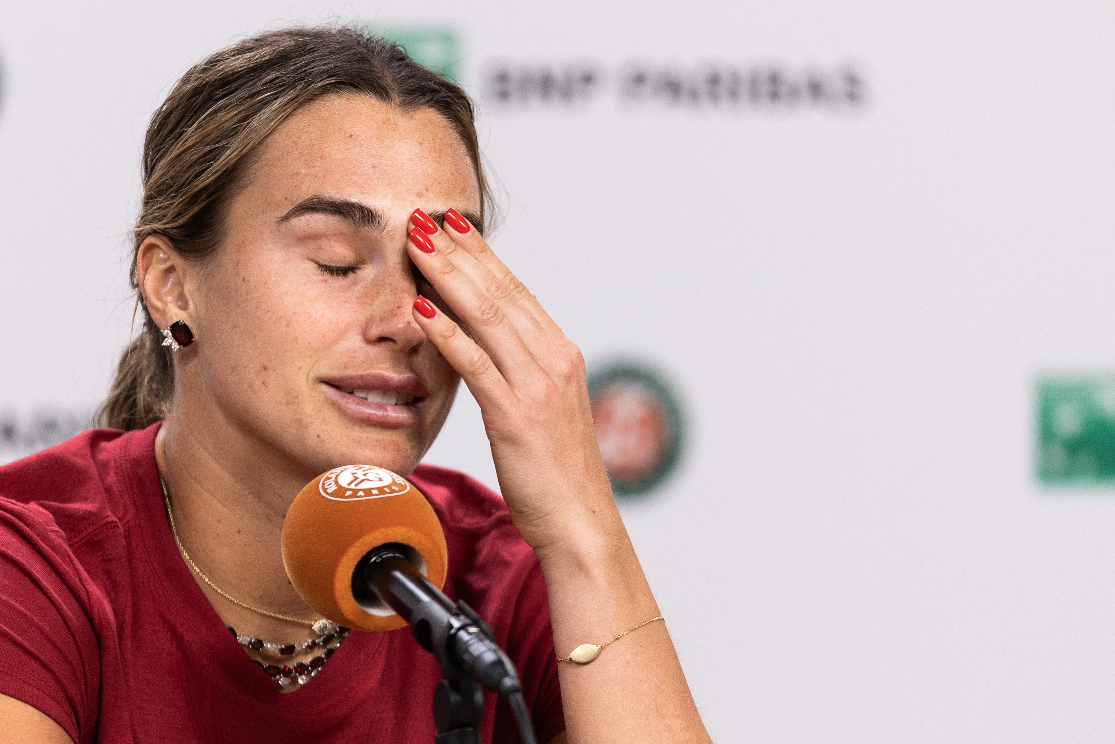 Sabalenka desabafa sobre luto: "O tênis me salvou da depressão"