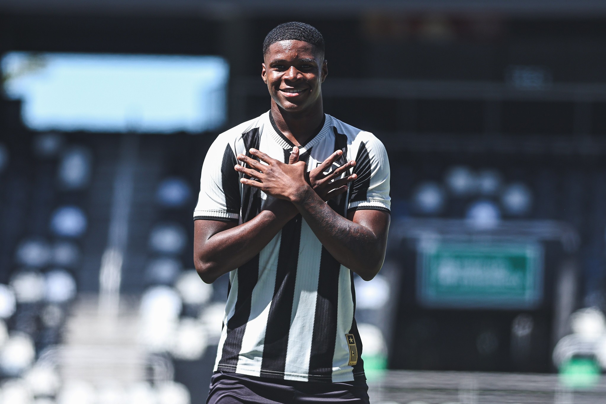 Botafogo segue direção do grupo Eagle e amplia olhar para talentos na África | Ge