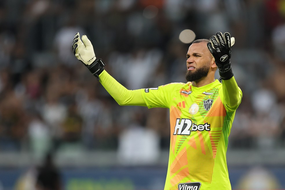 Everson, do Atlético-MG, goleiro da melhor defesa da elite nacional — Foto: Gilson Lobo/AGIF