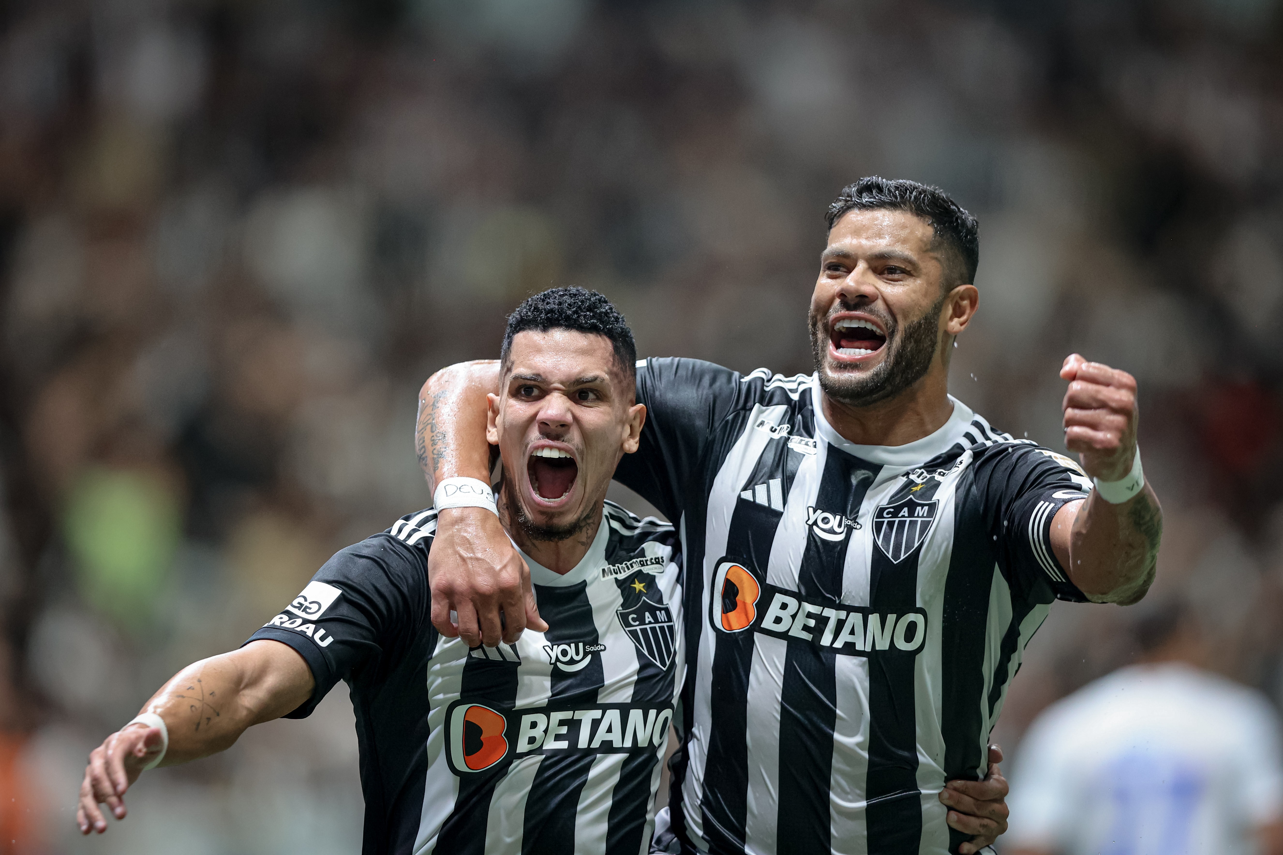 Cover image for Pós-era Hulk e Paulinho, Atlético gastou R$ 211 milhões em atacantes