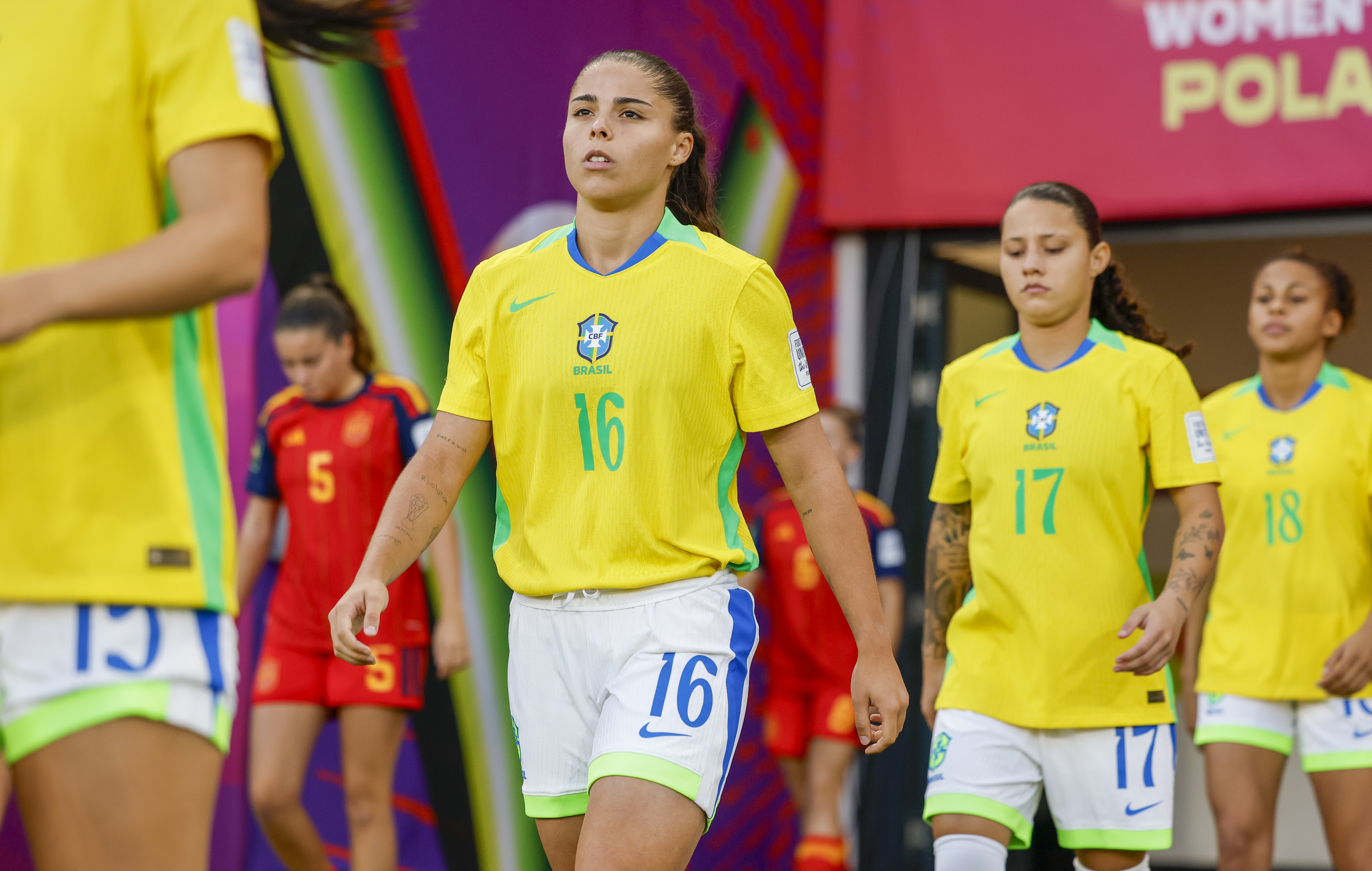 Estreante na Seleção, Clarinha se inspira em Angelina e busca trajetória "leve" com o Brasil