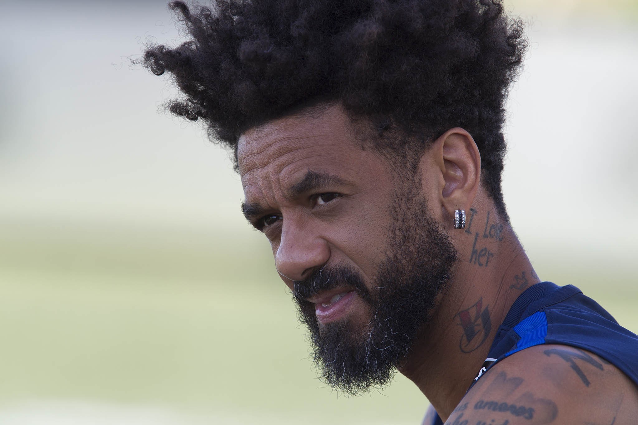 Cristian, ex-jogador de Corinthians e Flamengo, é acusado de invasão e ameaça à ex-esposa