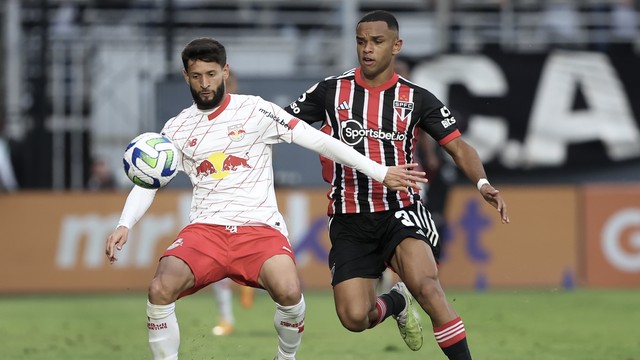 Juninho Capixaba e Juan em Bragantino x São Paulo