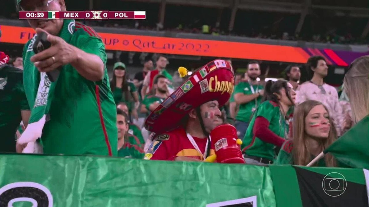 Aficionados de México montan espectáculo, sacuden el estadio y son amonestados por homofobia al final del partido |  México