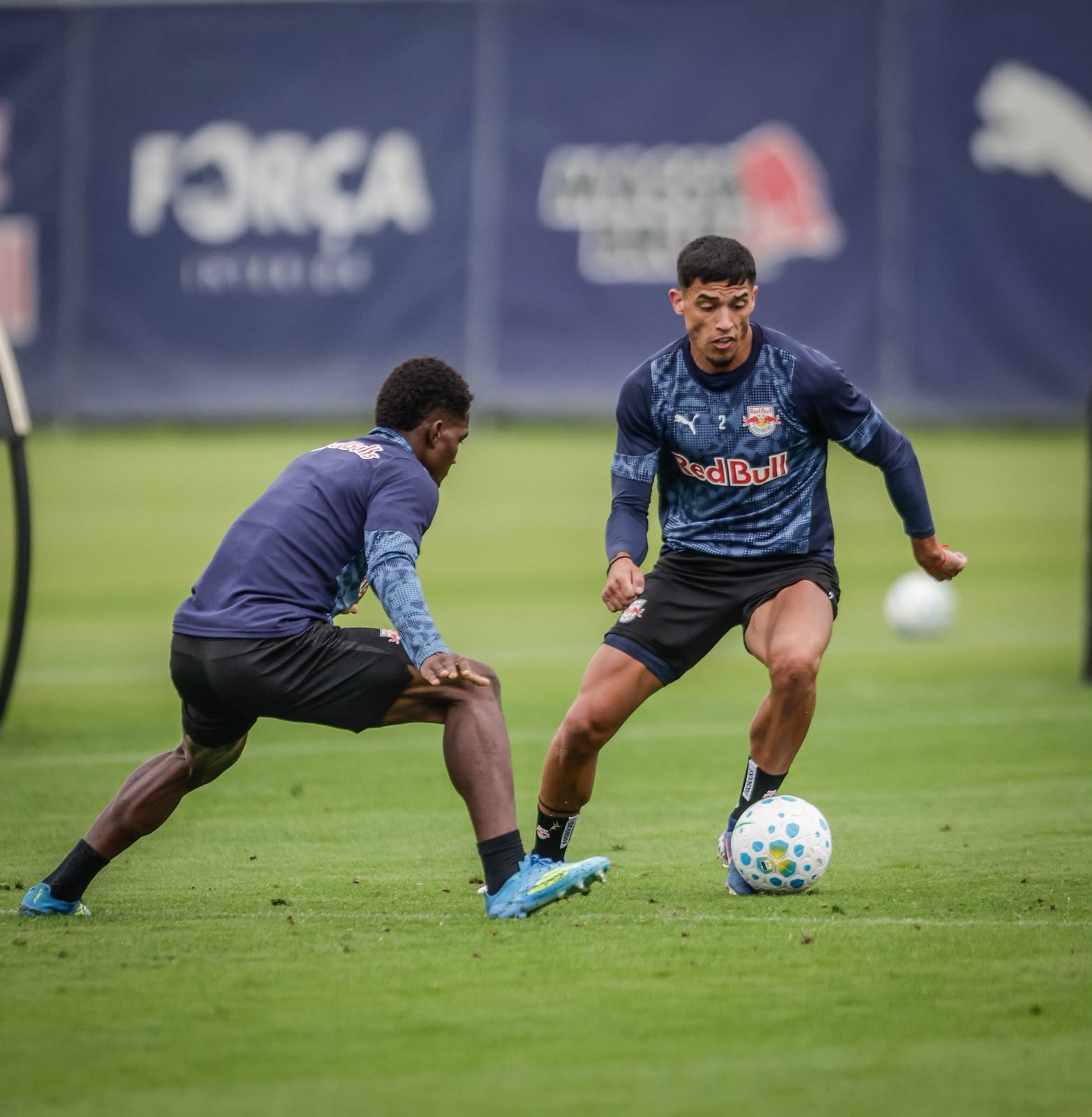 Guzmán é poupado de treino e deve ser desfalque em jogo contra o Fluminense