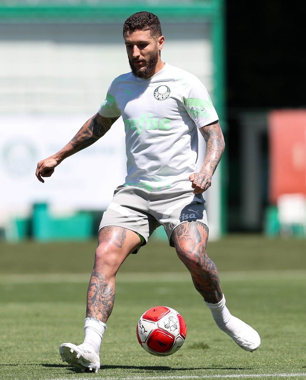 Zé Rafael durante treino do Palmeiras — Foto: Cesar Greco / Palmeiras