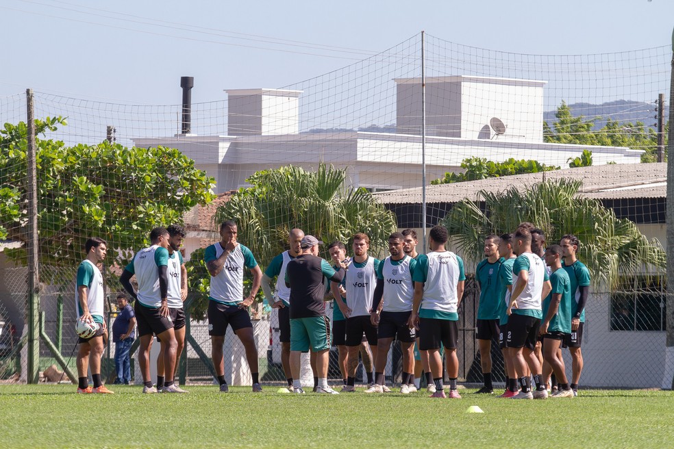 Elenco do Figueirense em treinamento — Figueirense SAF