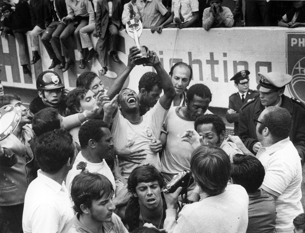 Bragantino homenageia Pelé; relembre passagens do Rei por Bragança Paulista, bragantino