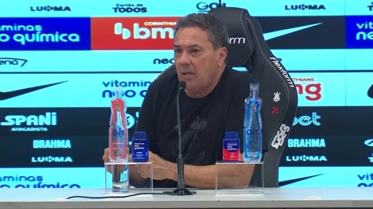 Elenco do Corinthians ganha folga e volta aos treinos na quarta-feira com dois desfalques