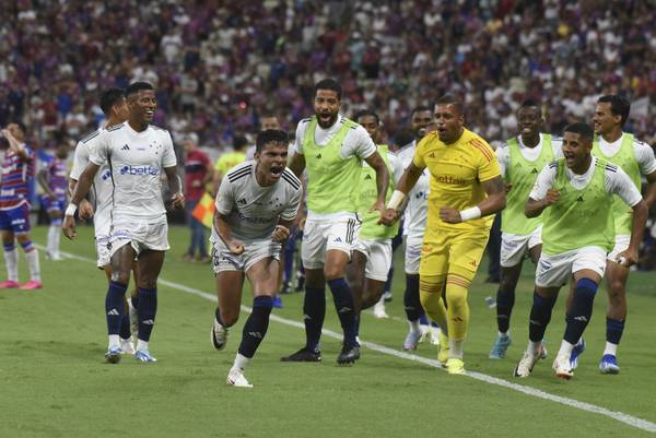 Análise: Cruzeiro inverte enredo do ano, mostra eficácia em jogo difícil e ganha novo sopro de esperança