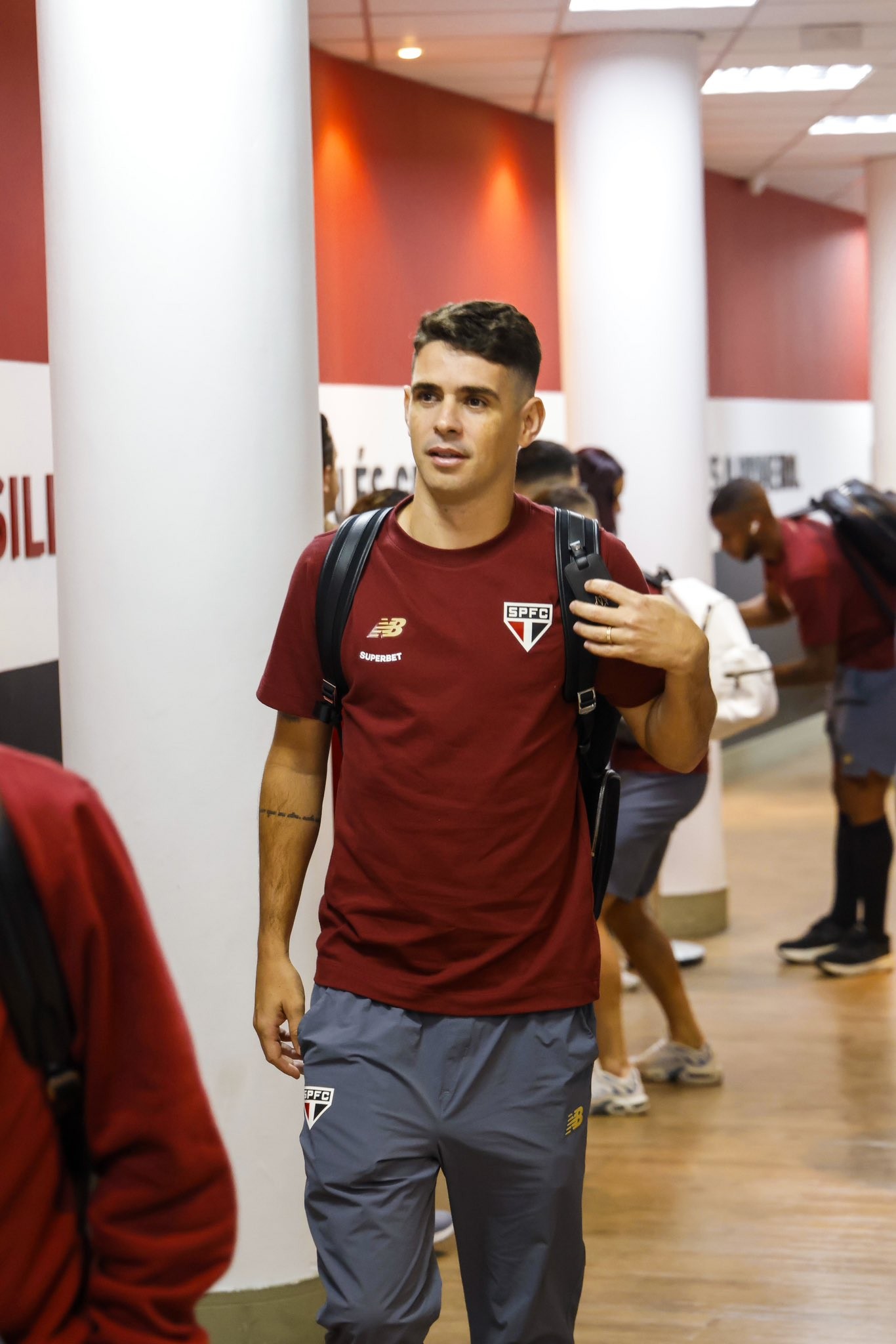 CRAQUE: Oscar se destaca como artilheiro e assistente em escanteios pelo São Paulo