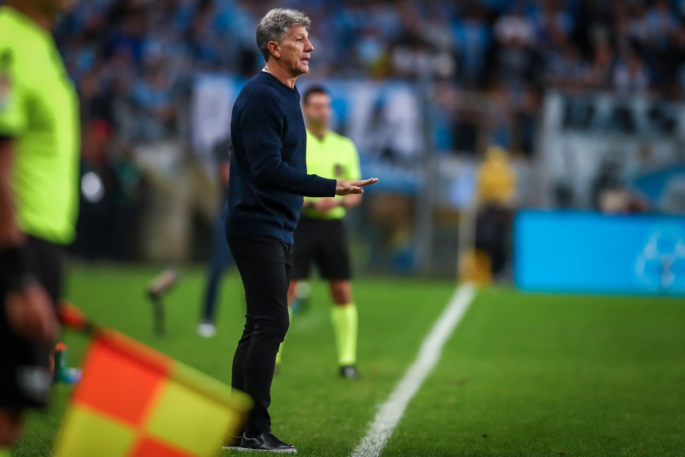 Renato Portaluppi na derrota do Grêmio para o Botafogo, pelo Brasileirão — Foto: Lucas Uebel/Grêmio