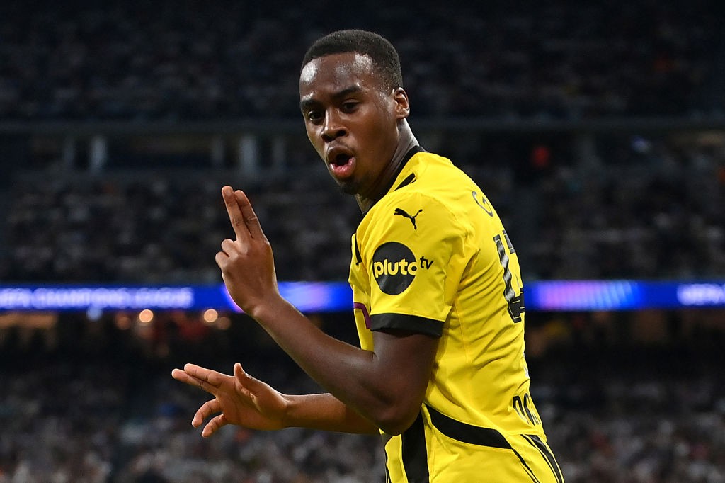 Borussia Dortmund anuncia venda de joia para o Chelsea 