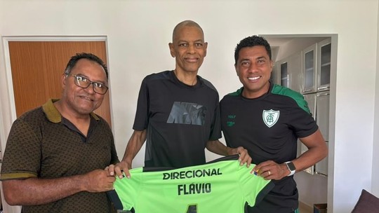 Kleberson e outros ex-jogadores lideram campanha por tratamento do goleiro Flávio Pantera