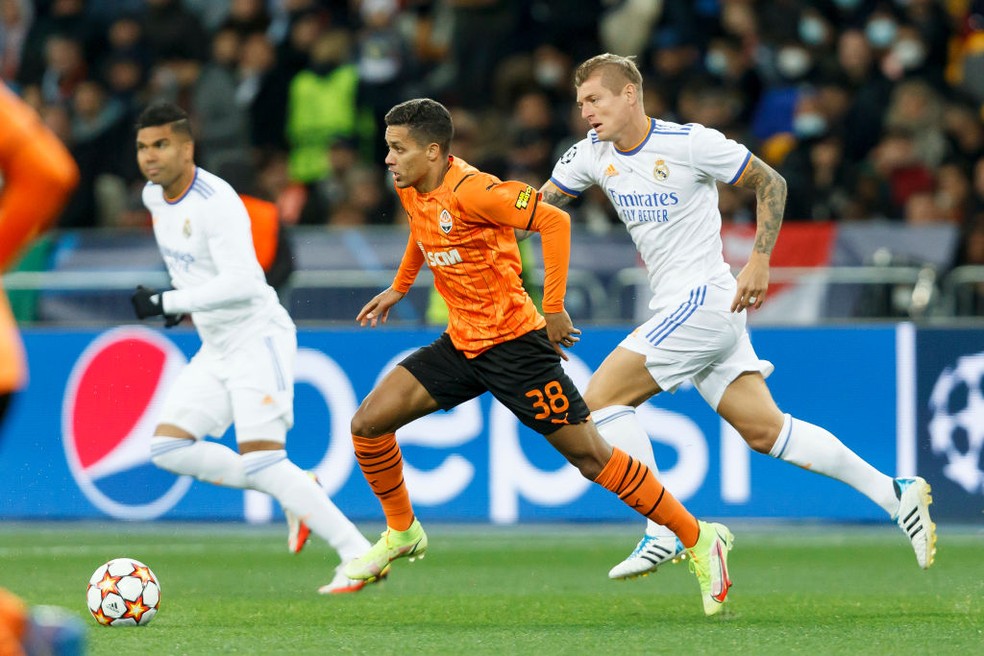 Pedrinho, Shakhtar, Ucrânia