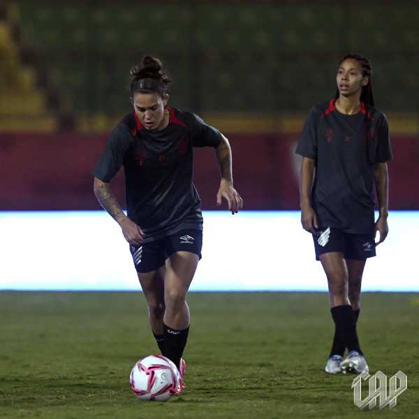 Athletico enfrenta o Grêmio na Ladies Cup; saiba onde assistir e detalhes.