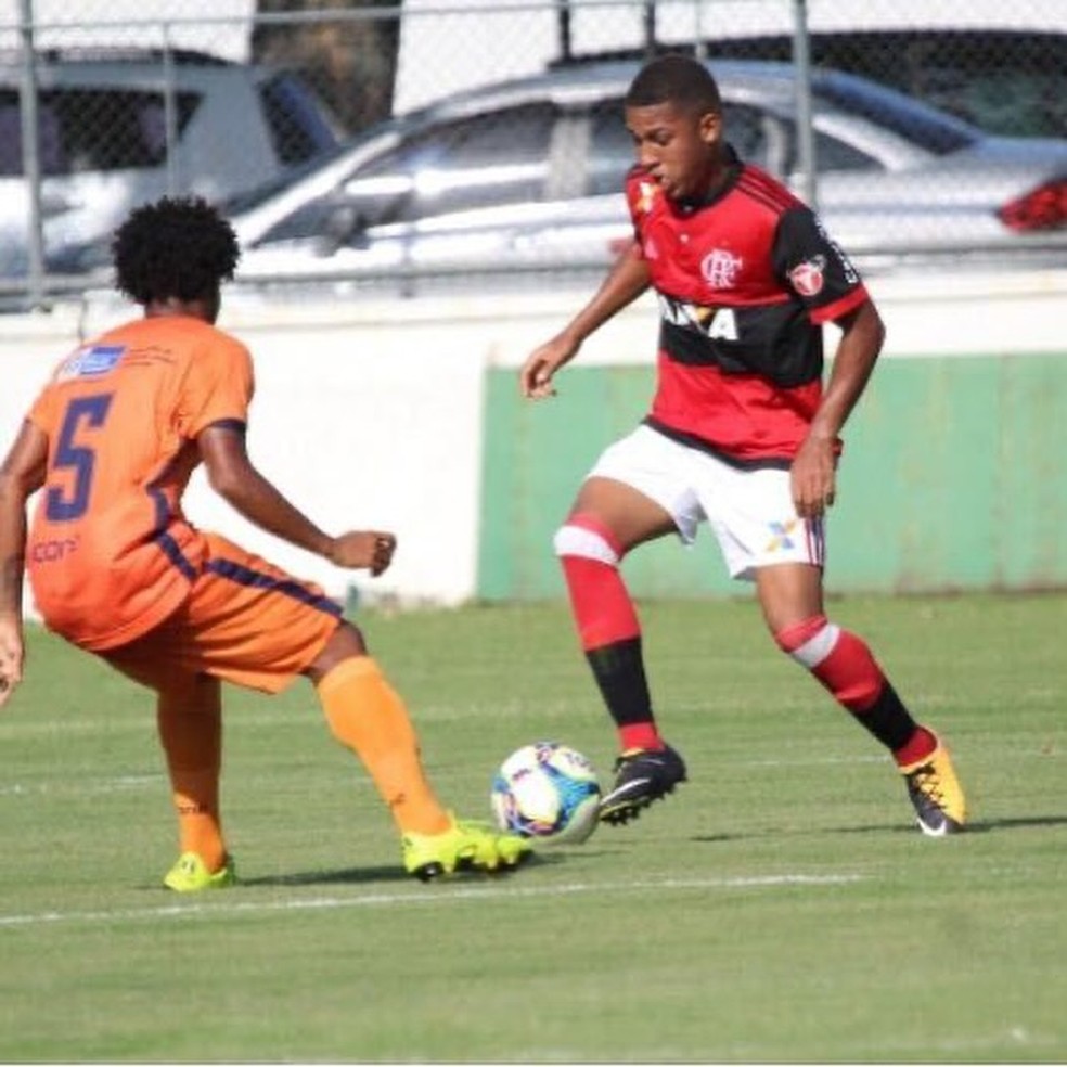 Samuel Lino em a&ccedil;&atilde;o pelo Flamengo Sub-20 &mdash; Foto: Divulga&ccedil;&atilde;o