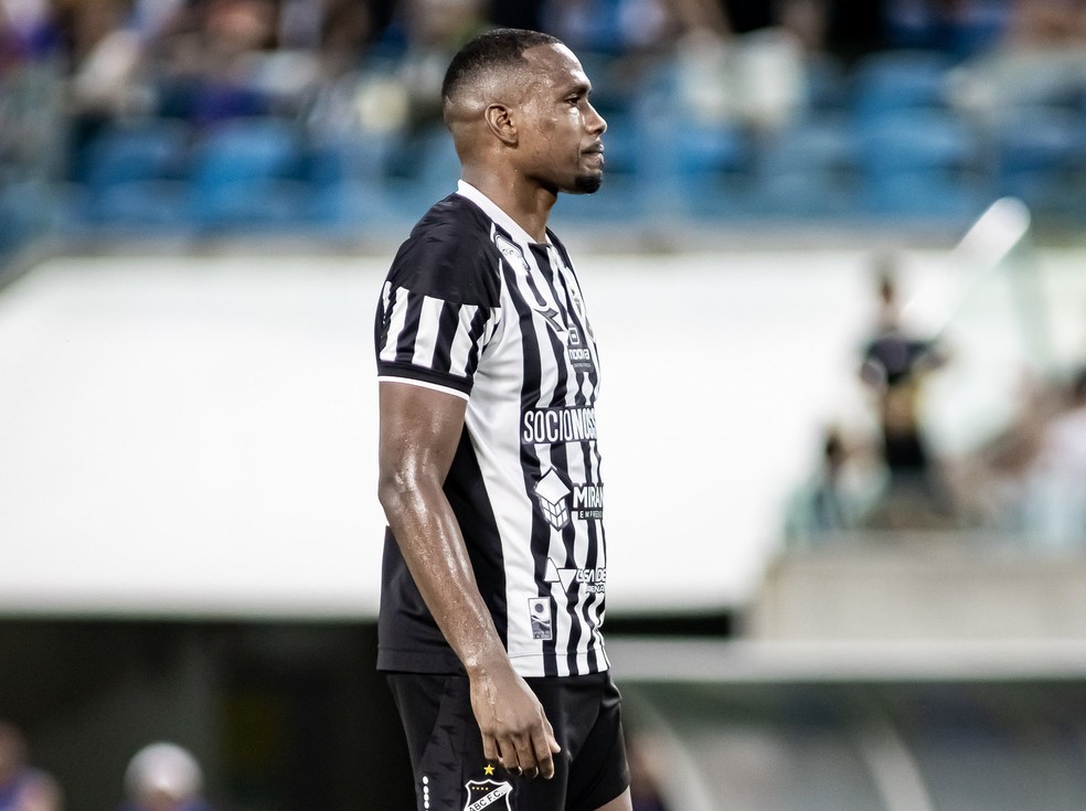 Igor Bahia retorna ao time titular do ABC — Foto: Guilherme Drovas/ABC