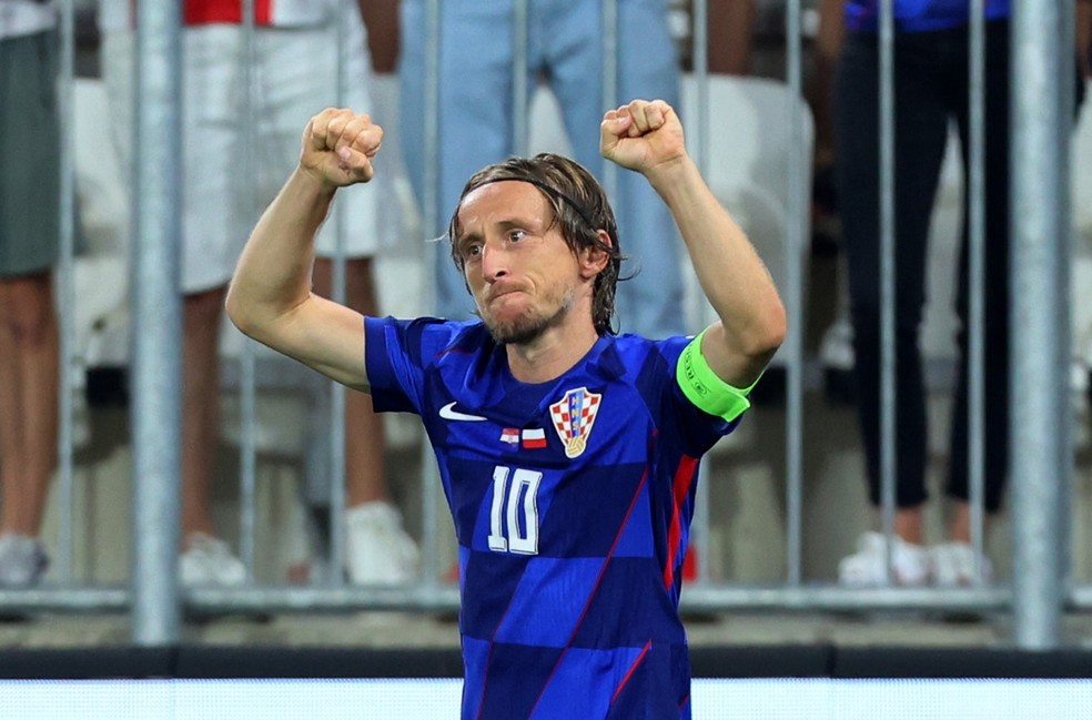 Modric comemora pela Croácia — Quarentões da Copa