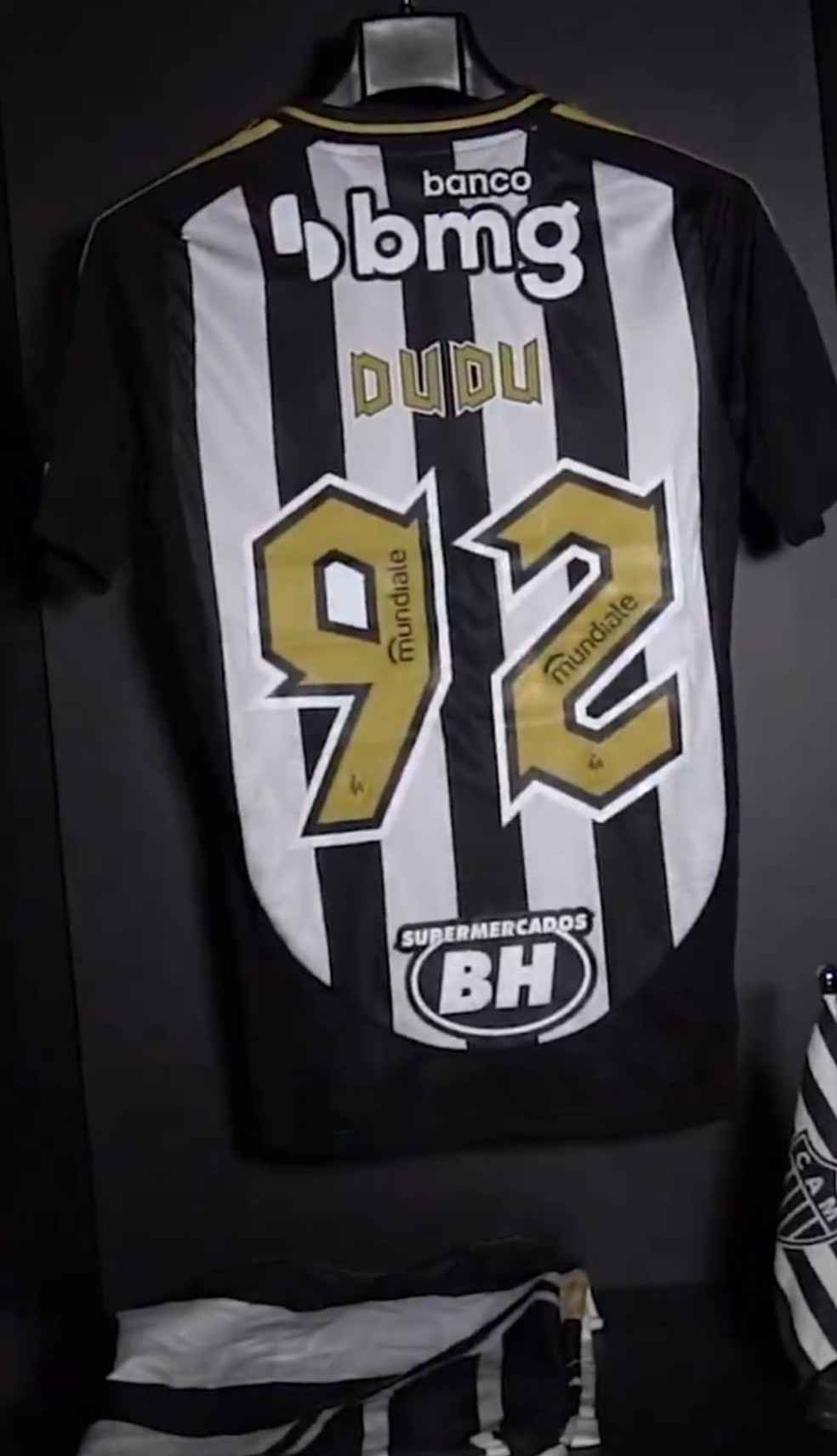Camisa 92 Dudu no Atlético-MG — Foto: Reprodução/ Galo TV