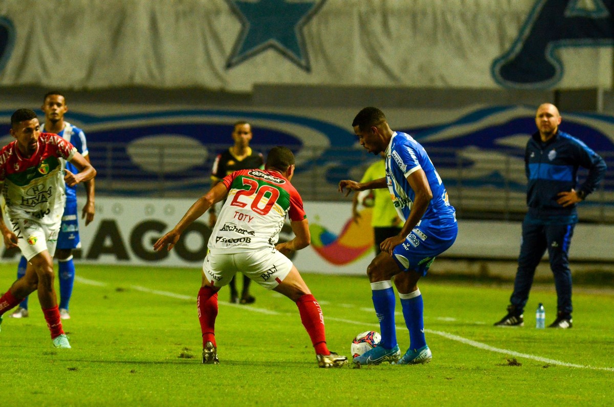Brusque tenta quebrar tabu diante do CSA na Série B do Brasileiro ...