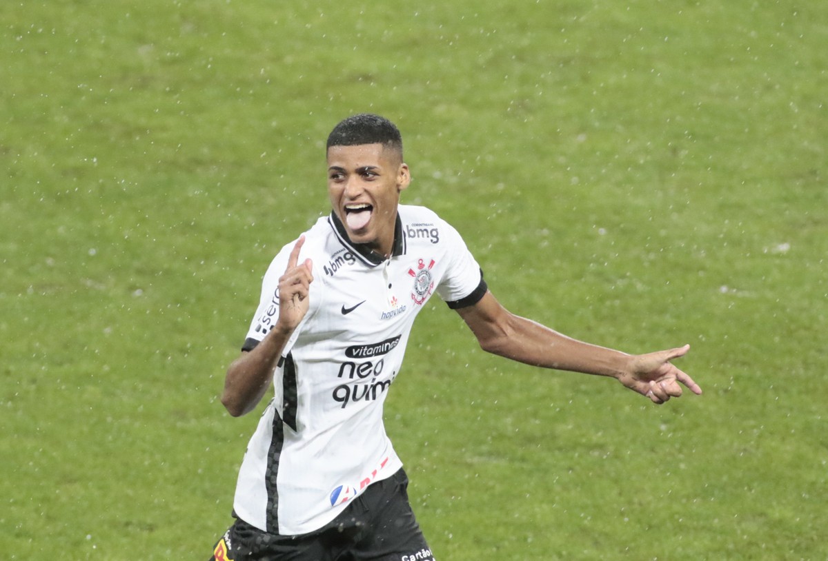 NOVO DESTINO! Ex Corinthians é anunciado por clube paulista