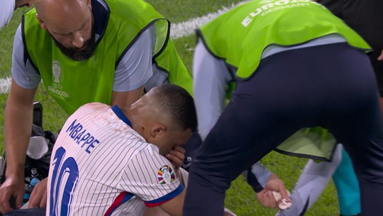 Mbappé tem fratura no nariz e pode passar por cirurgia - Programa: UEFA EURO 24 
