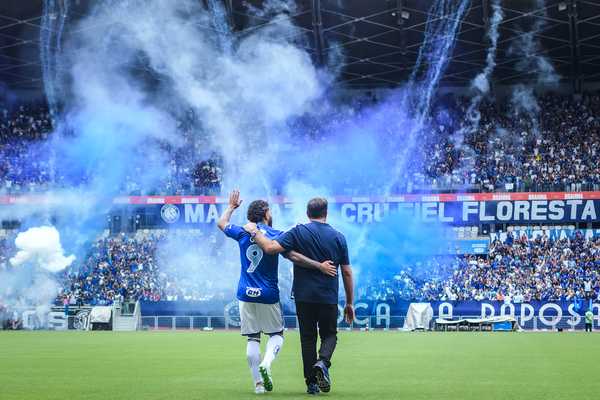 Reforçado, Cruzeiro parte para pré-temporada e amistosos internacionais nos EUA.