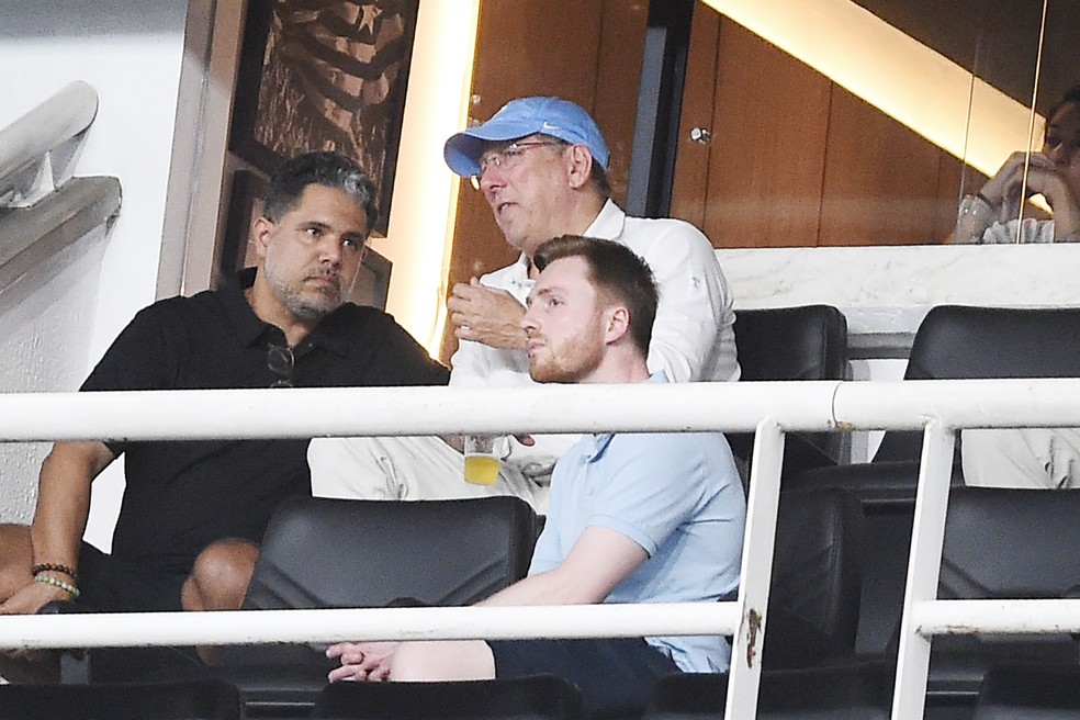 Textor no Nilton Santos — Foto: Alexandre Durão