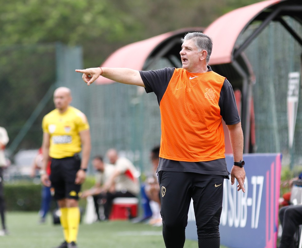 Guilherme Dalla Déa foi campeão paulista sub-17 no Corinthians — Foto: Rodrigo Coca/Ag. Corinthians