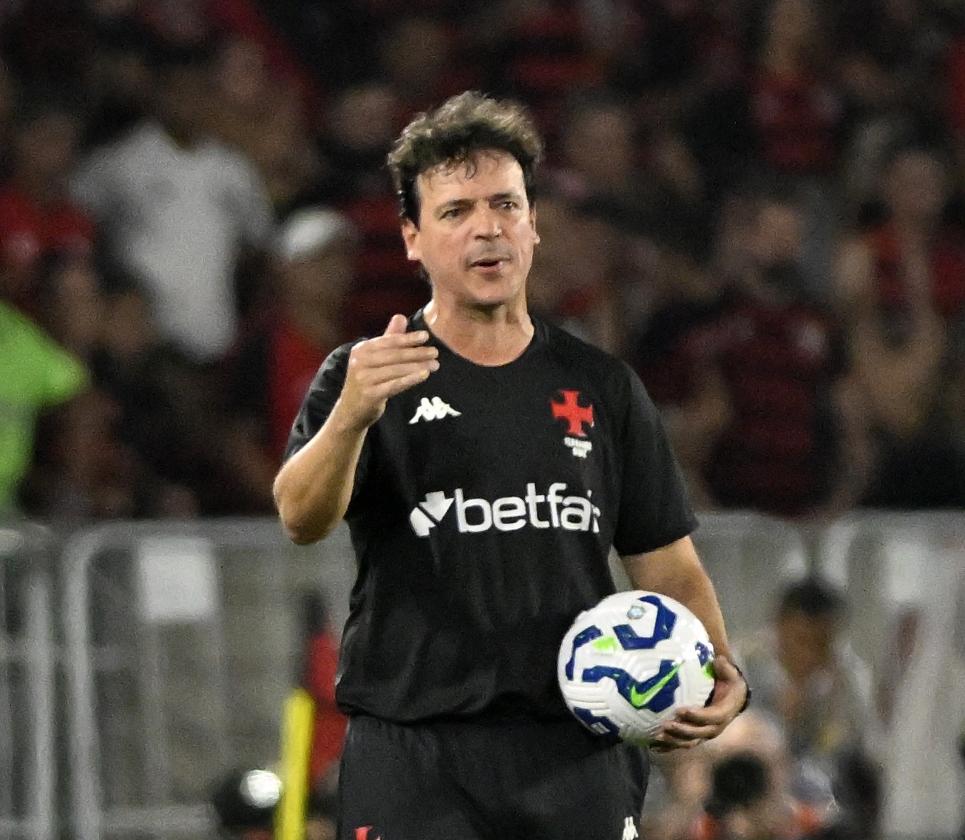 Diniz vê empate justo em Flamengo x Vasco e elogia Rayan: 