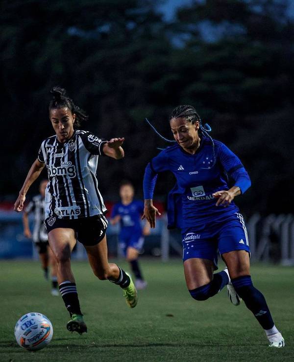 Atlético-MG em crise: técnico do Cruzeiro lamenta situação no futebol feminino
