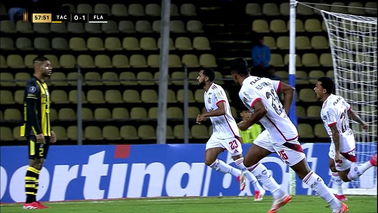 Arrascaeta, Gerson, Plata e Wesley refletem no Flamengo contra o Vitória