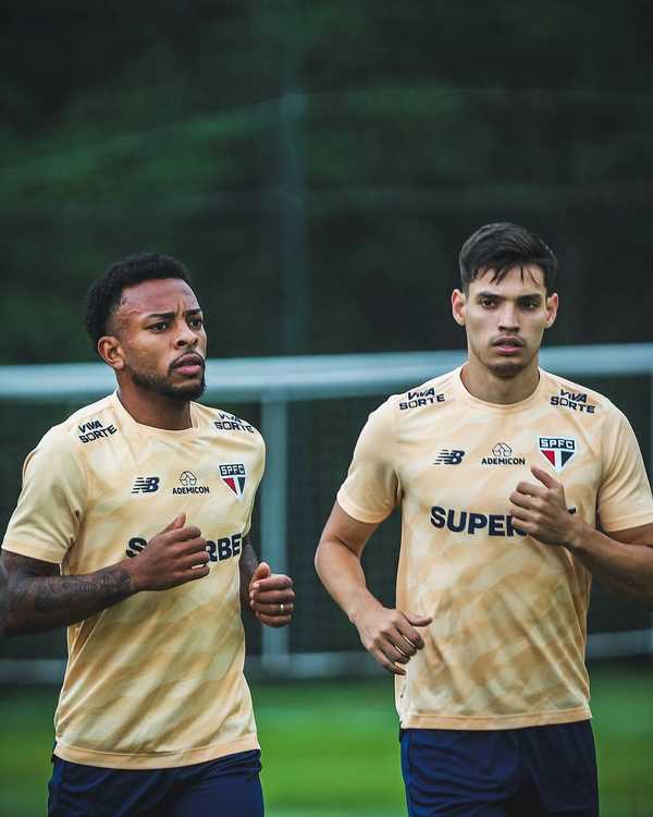 DESFALQUE IMPORTANTE! Lateral-esquerdo é diagnosticado com dores e edema na coxa esquerda!