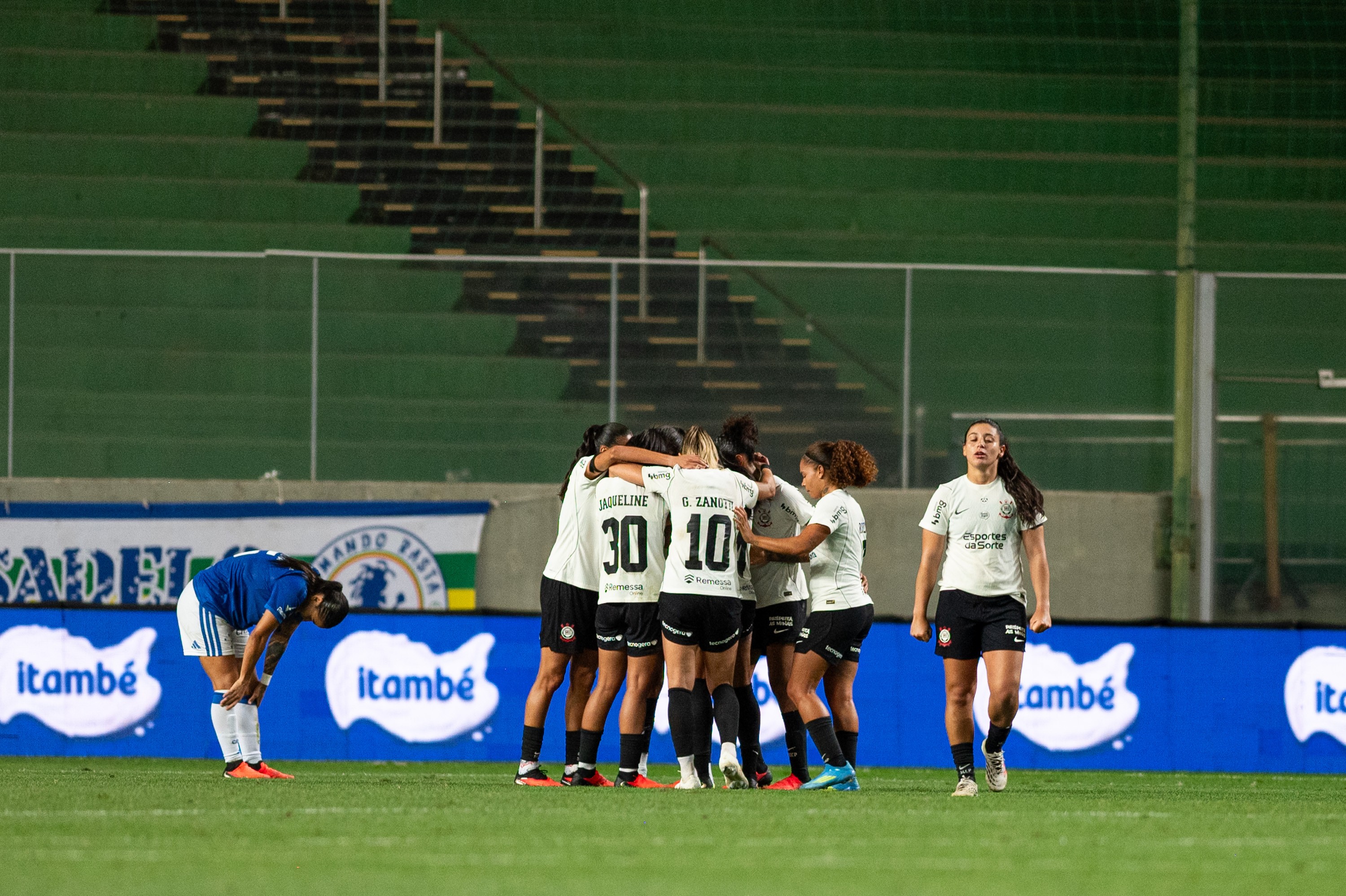Cartola Feminino: saiba quando fecha o mercado para a rodada de volta das quartas do Brasileiro