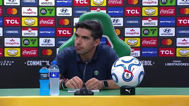 Veja a entrevista coletiva de Abel Ferreira após a derrota do Palmeiras para o Cerro Porteño