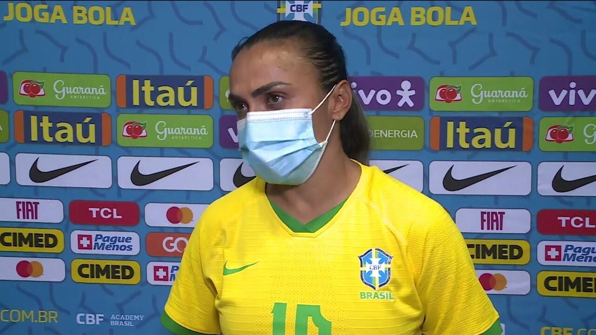 Jogadoras da seleção brasileira protestam contra o assédio sexual