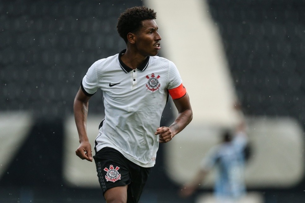 Corinthians goleia Taubaté, mas não consegue classificação à