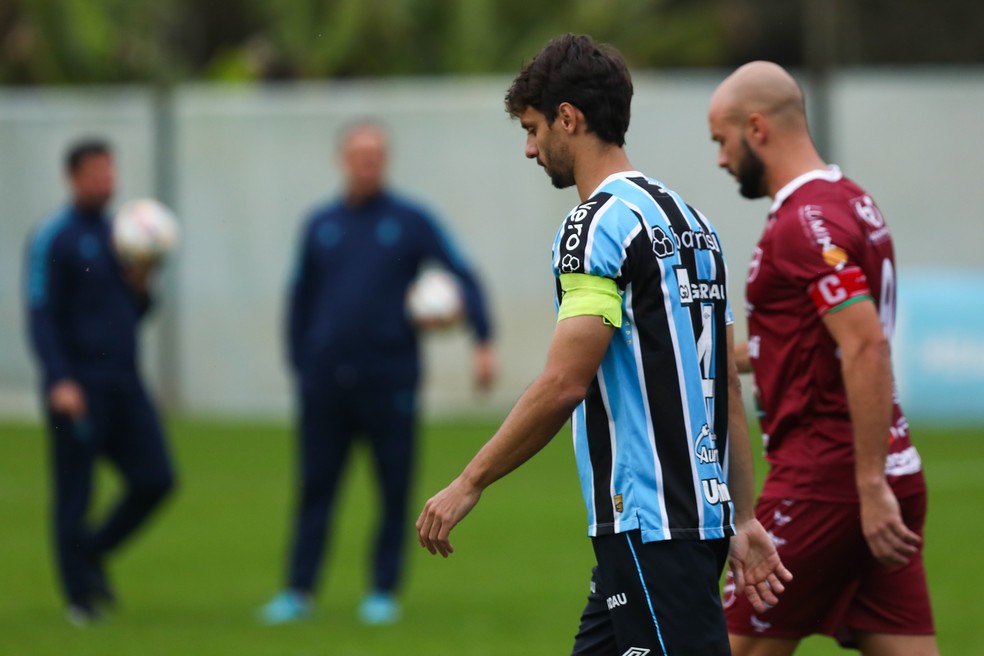 Rodrigo Caio foi capitão do Grêmio B em jogo da Copa FGF — Foto: Angelo Pieretti/Grêmio FBPA