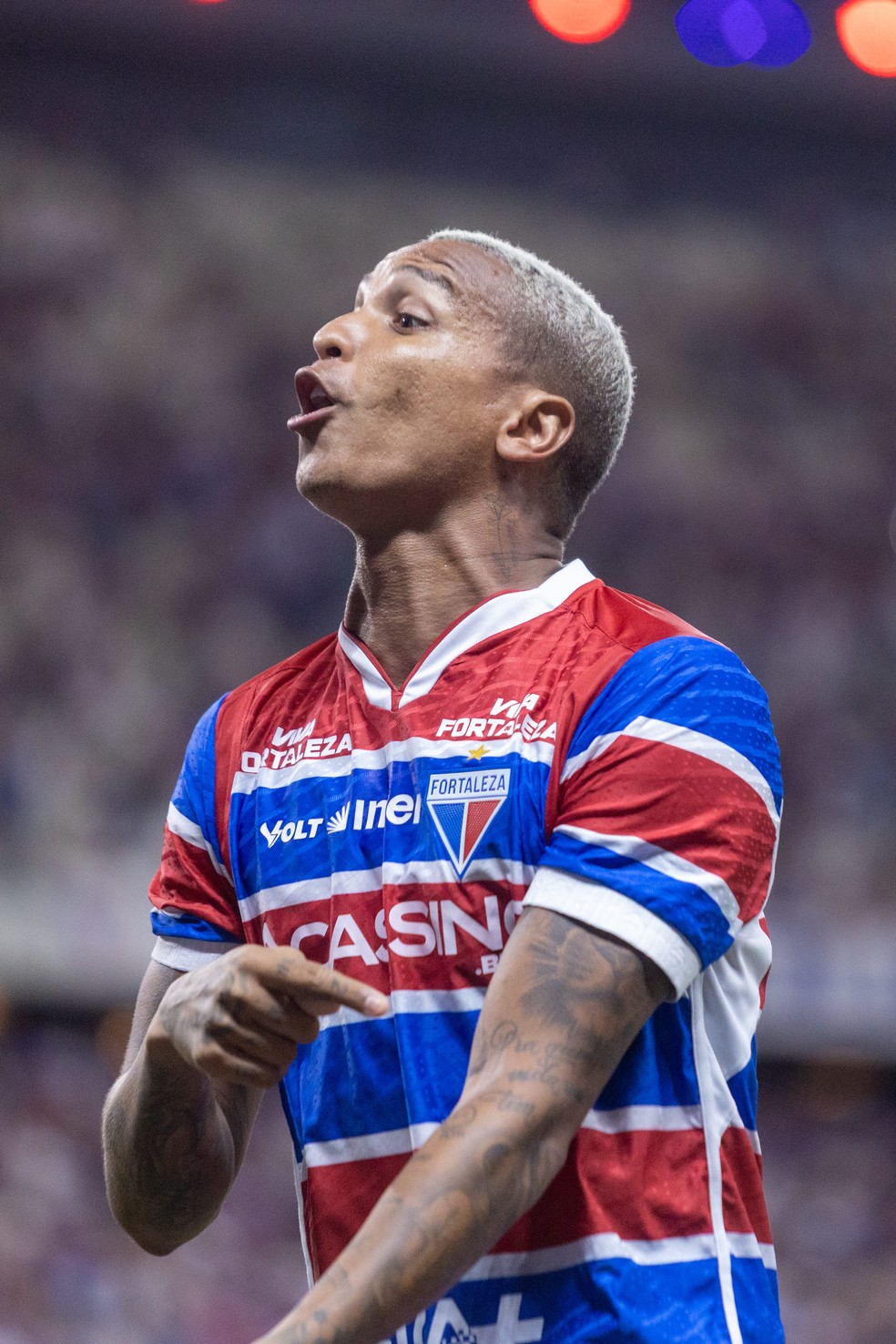 Palermo justifica volta de Deyverson ao elenco: "Tem sua loucura interna, mas é importante"