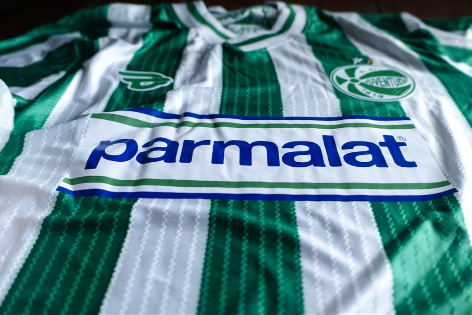 Camisa do Juventude com a marca da Parmalat nos jogos de Série B