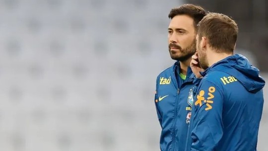 ITALIANO NA MIRA - Botafogo avança por Davide Ancelotti, filho do técnico da seleção brasileira, para substituir Renato Paiva e comunica negociação à CBF