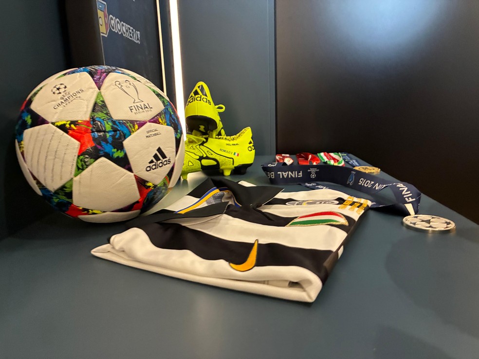 Rômulo foi vice-campeão da Champions pela Juventus — Foto: Tomás Hammes