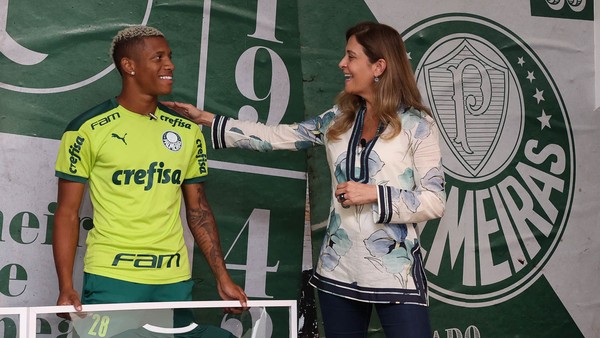 De volta para casa? Palmeiras tenta repatriar craque e faz proposta milionária a rival! 