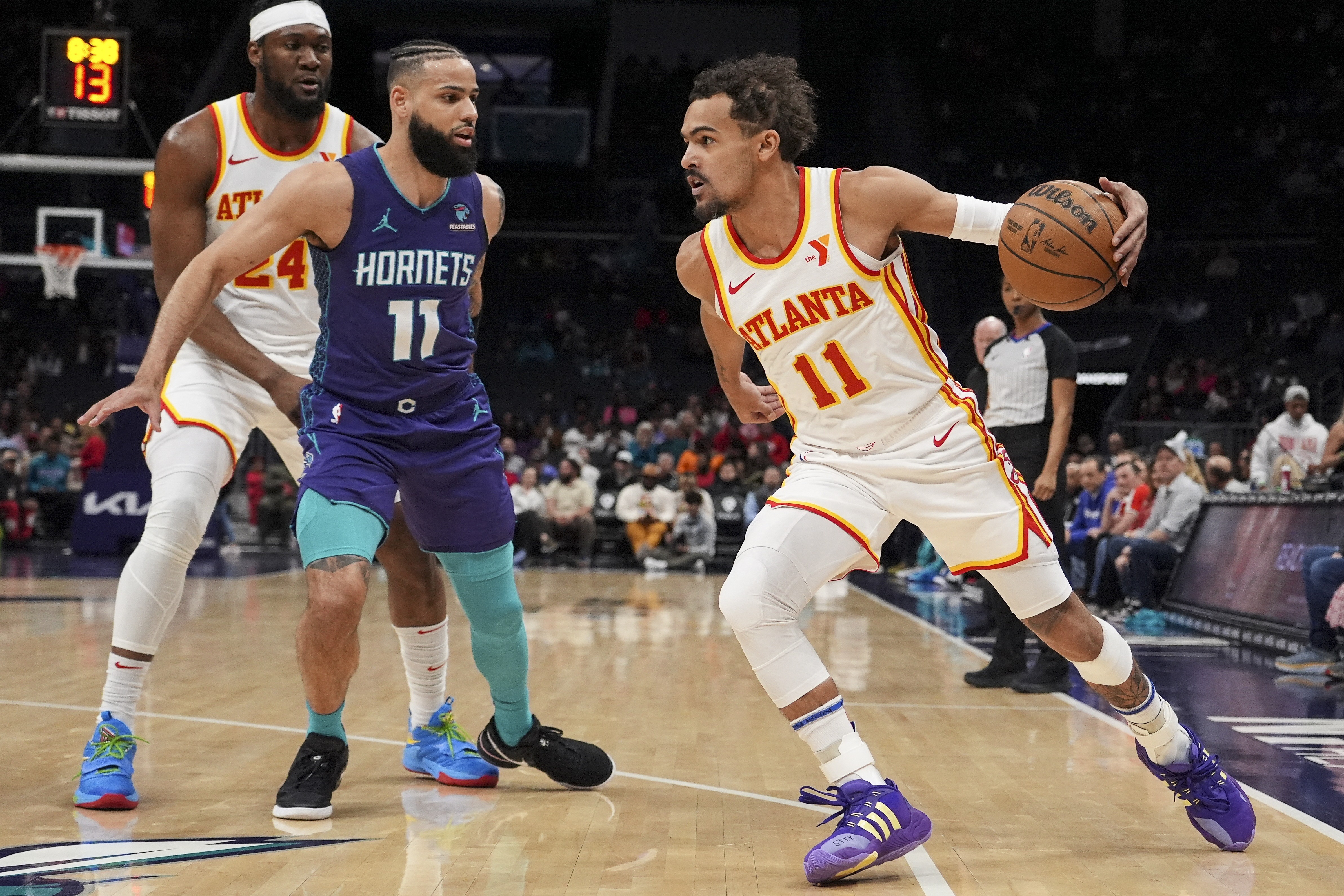 Trae Young se torna o jogador com mais bolas de três da história dos ...