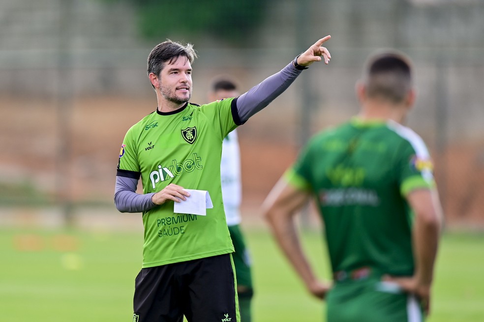 Juninho revela oferta para América vencer o Bahia no Brasileirão