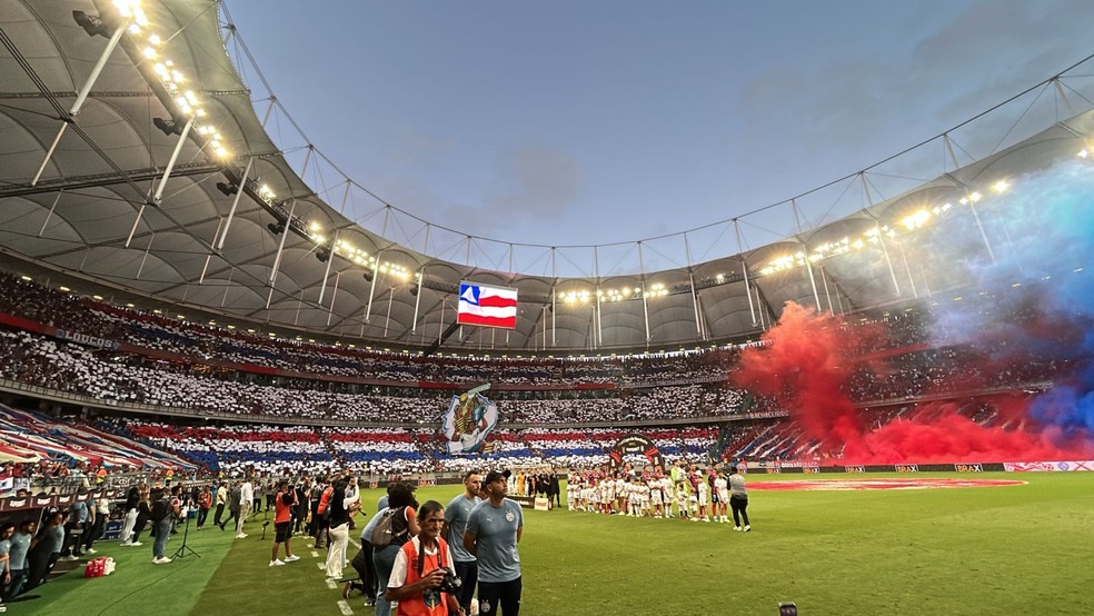 Análise: Bahia atropela o Confiança com atuação cinco estrelas e assume o topo do Nordeste