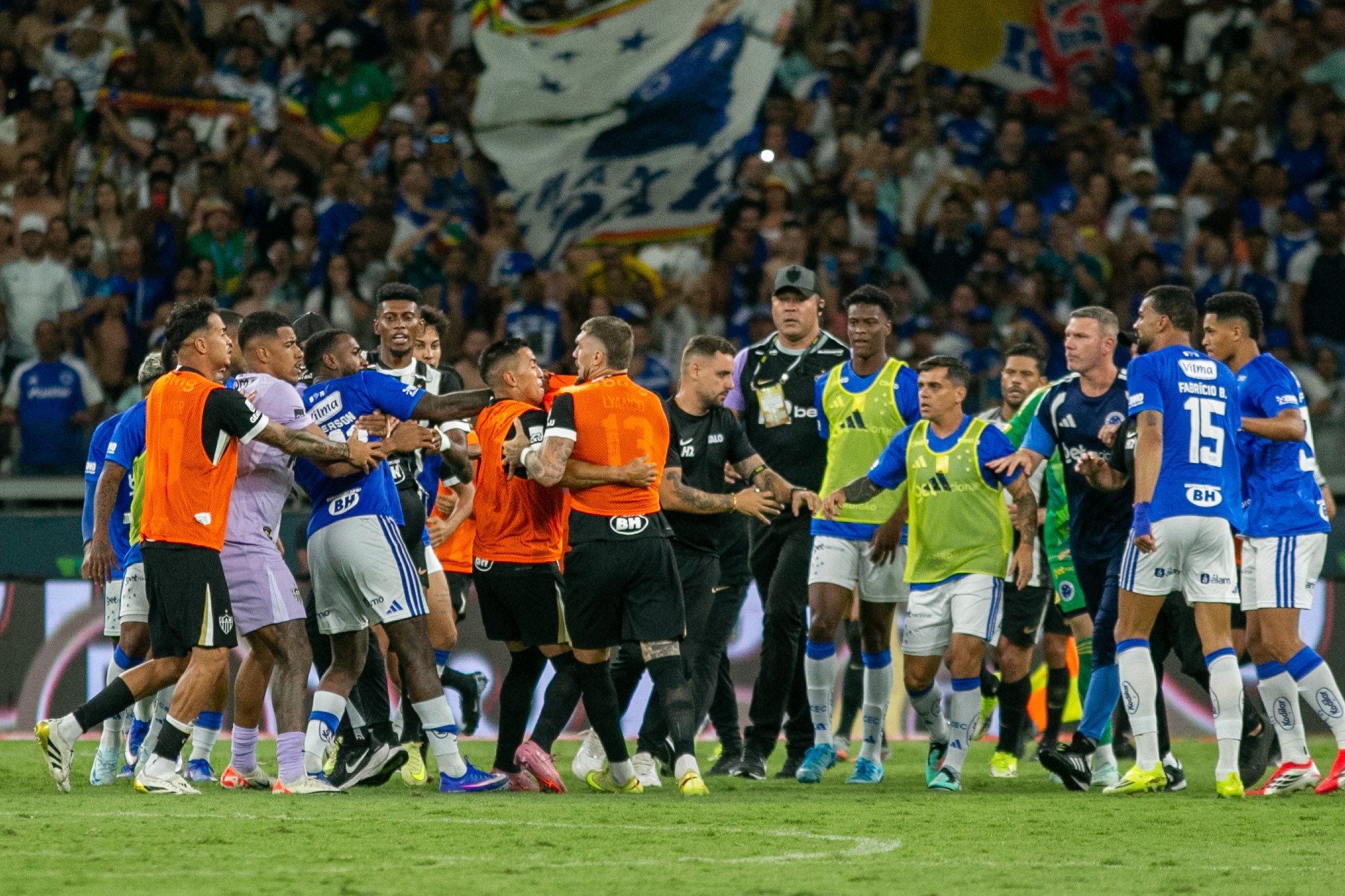 Cruzeiro X Atlético-mg Expulso