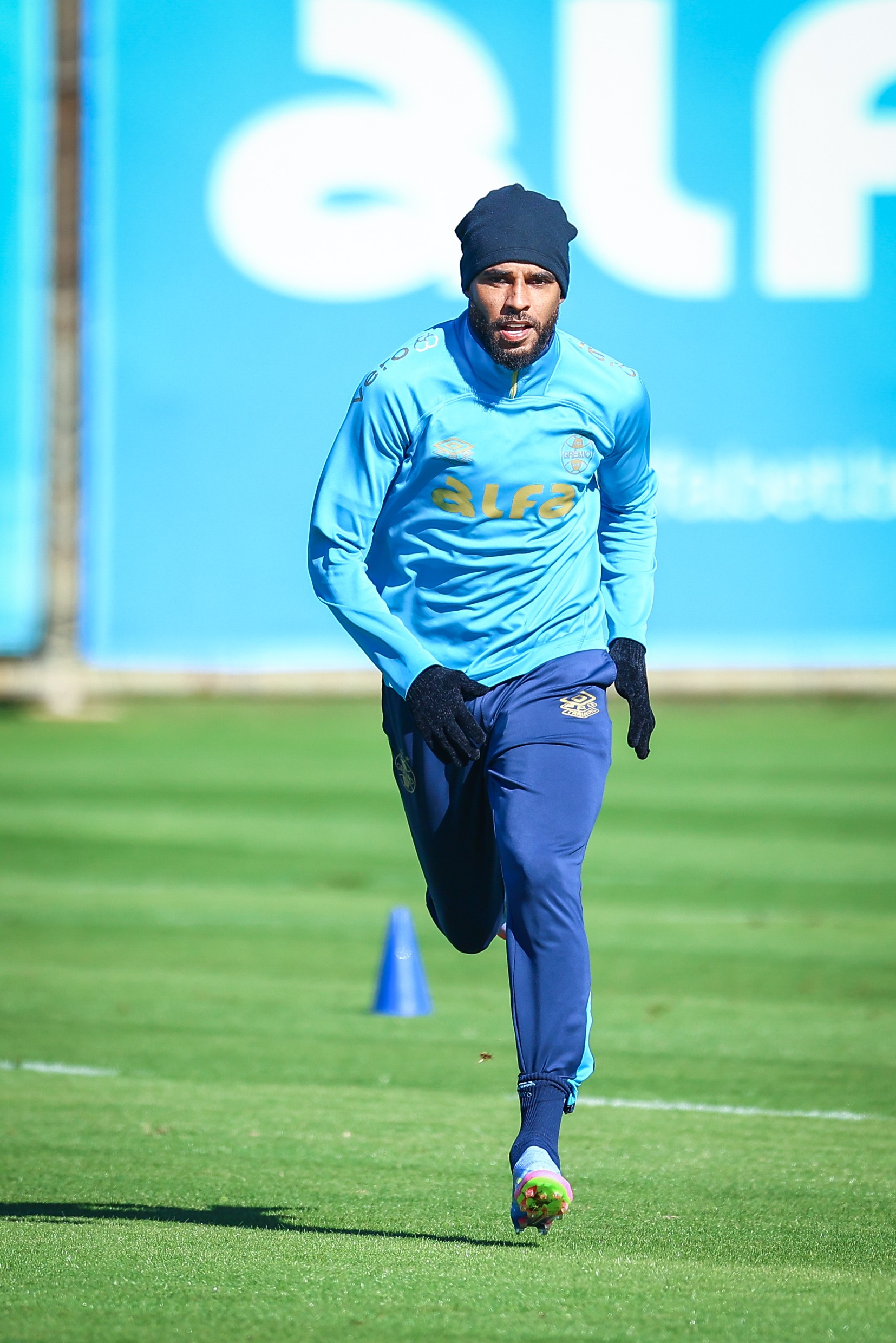 Como Mano Menezes pode encaixar Alex Santana no Grêmio