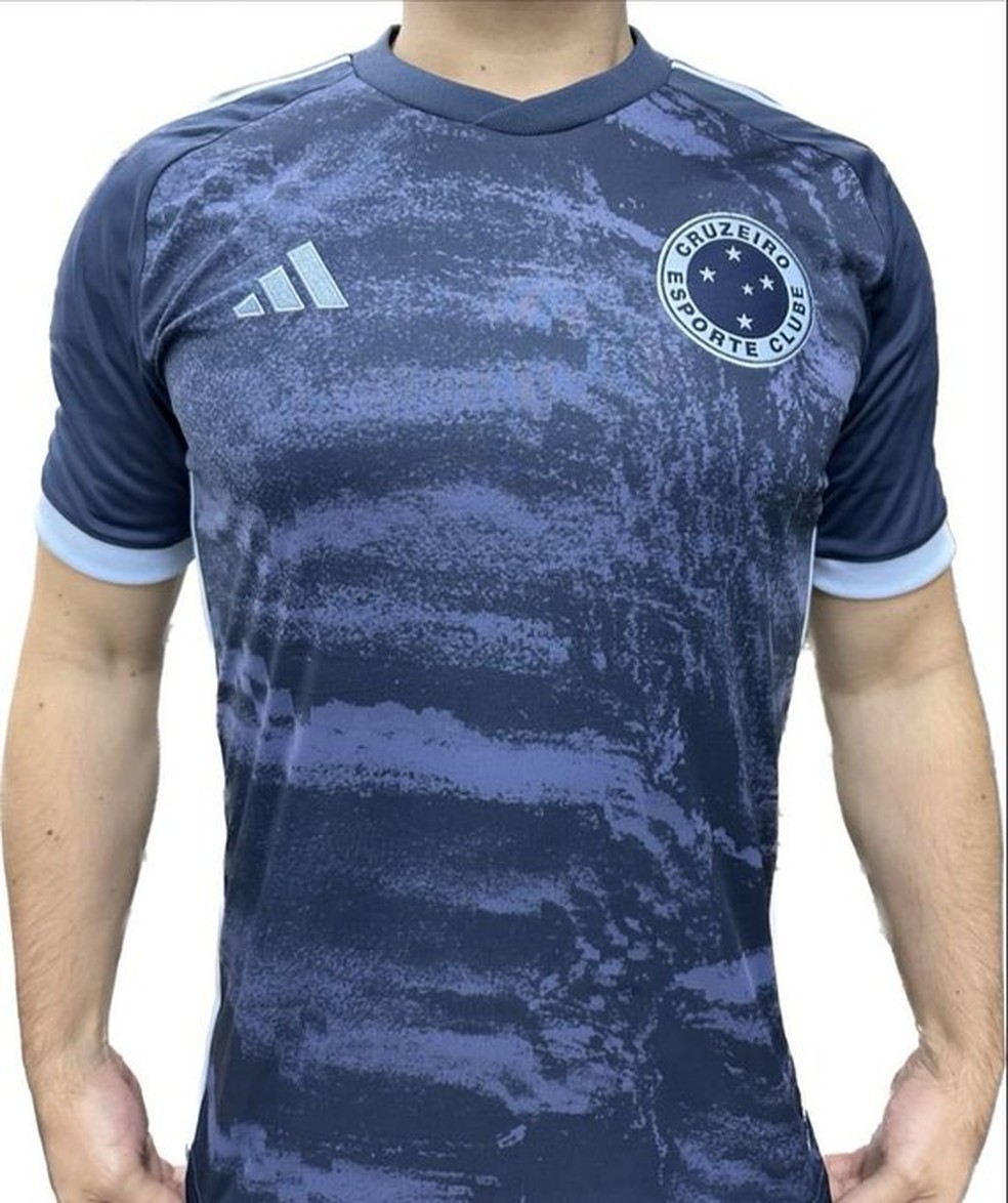 Nova camisa do Cruzeiro — Foto: Redes Sociais